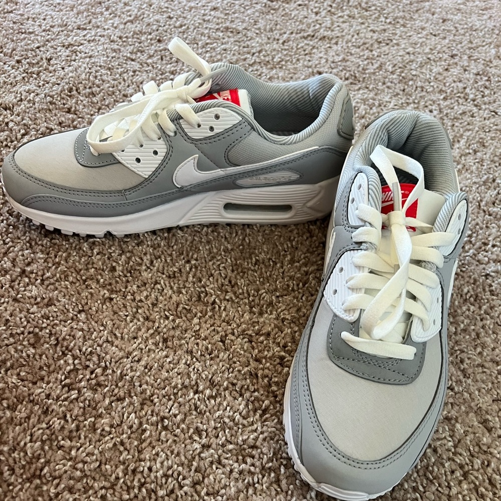 Brand new in box Nike air max 80